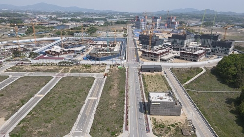 음성군 내 산업단지 전경.