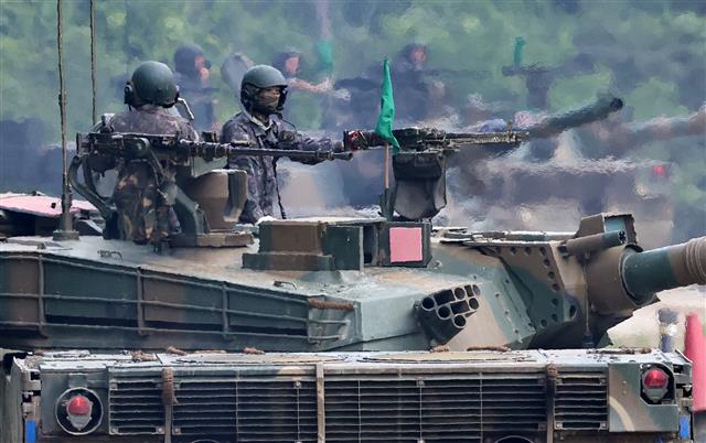 ‘뜨거운 열기’