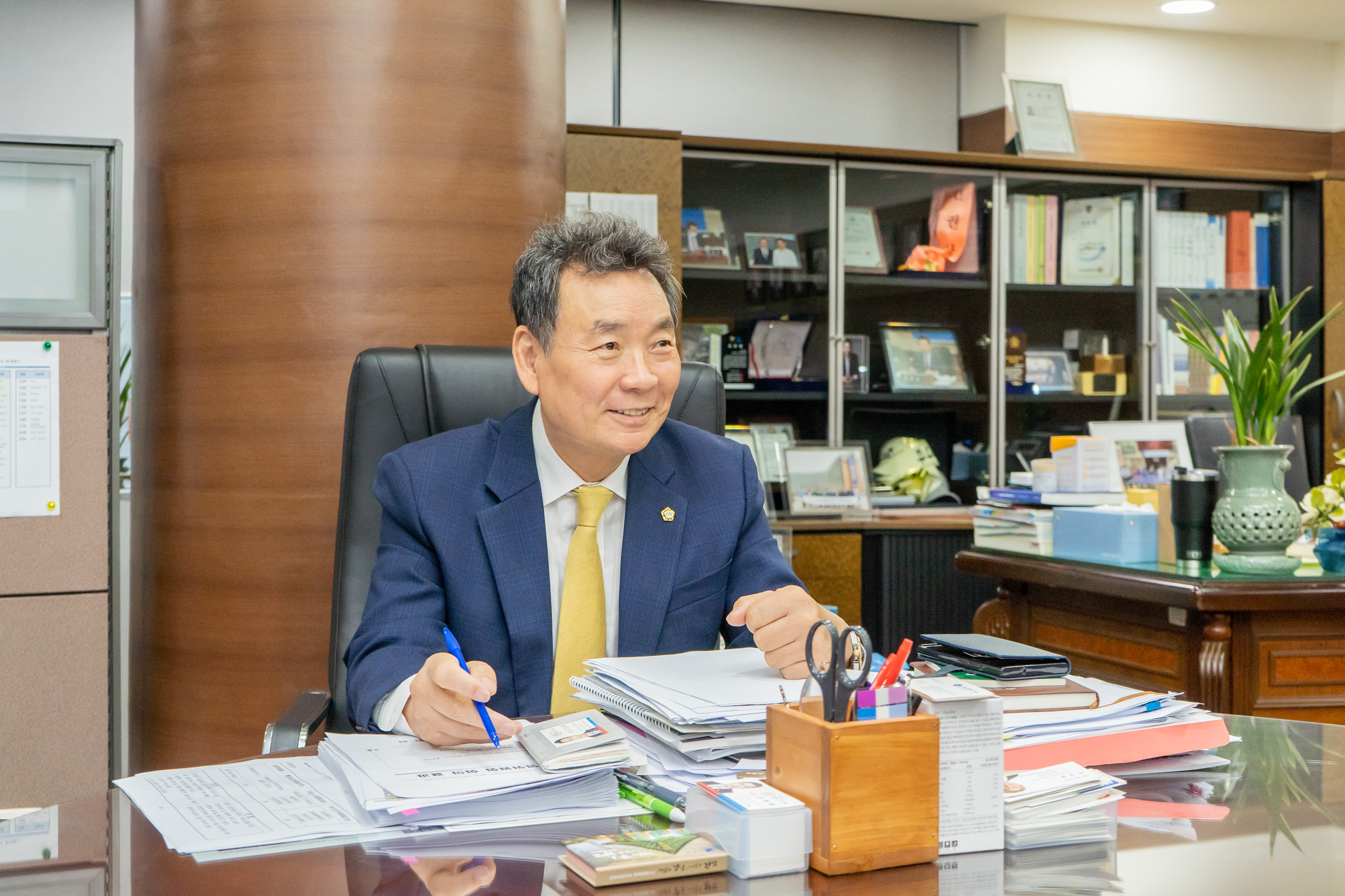 김형대 서울 강남구의회 의장이 31일 집무실에서 서울신문과 인터뷰를 하고 있다. 강남구의회 제공