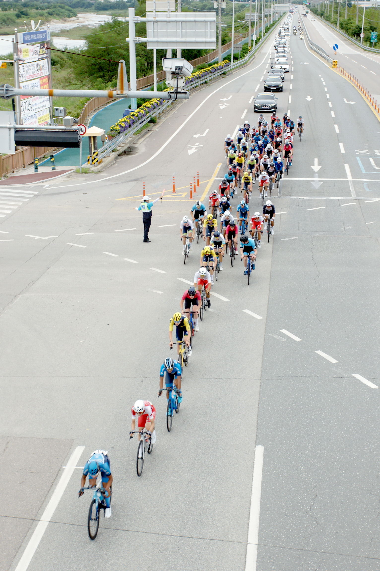 뚜르 드 디엠지 2023  국제 청소년 도로사이클 대회 4일차 경기 모습. 대한자전거연맹 제공