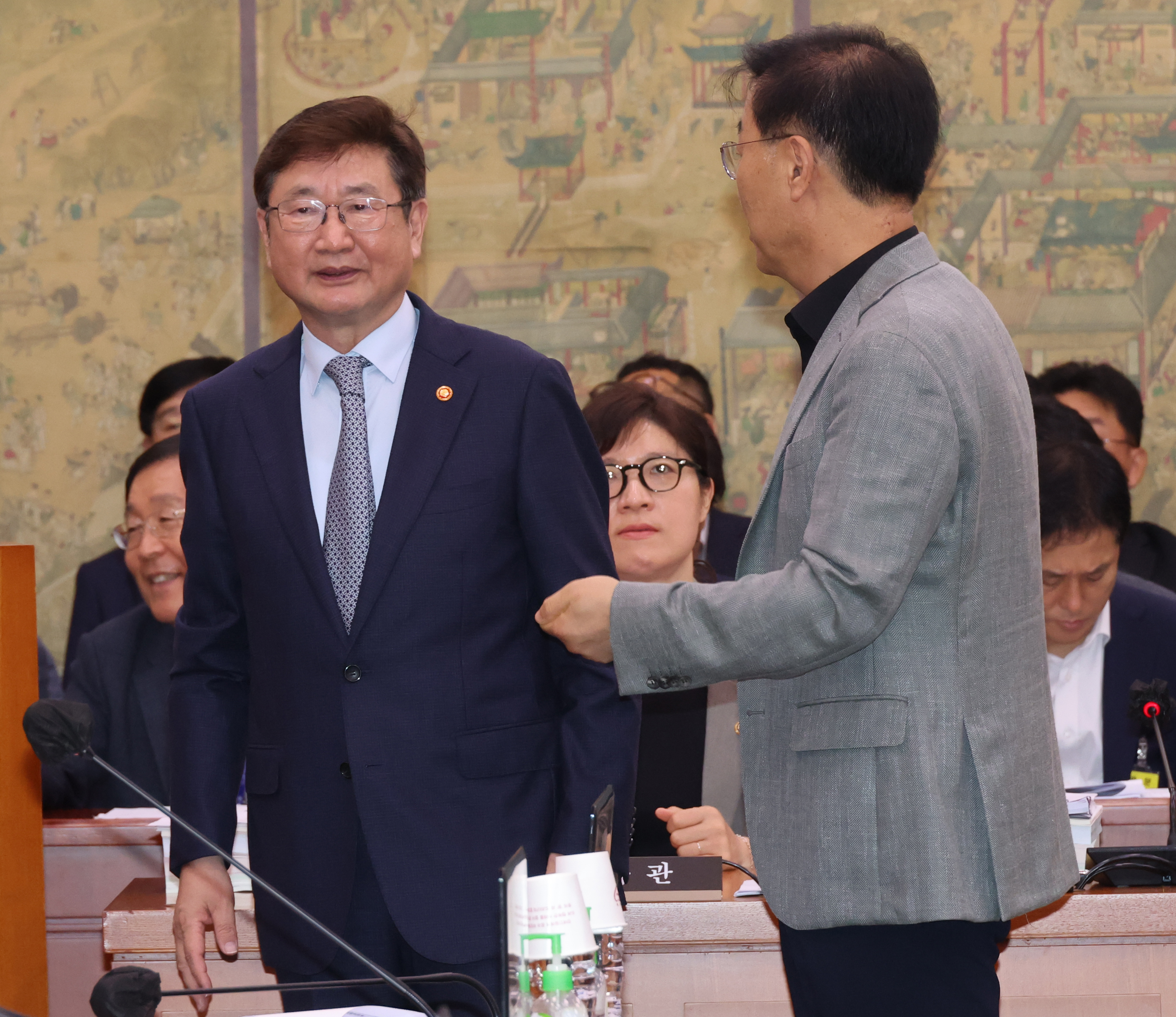 박보균(왼쪽) 문체부 장관 연합뉴스
