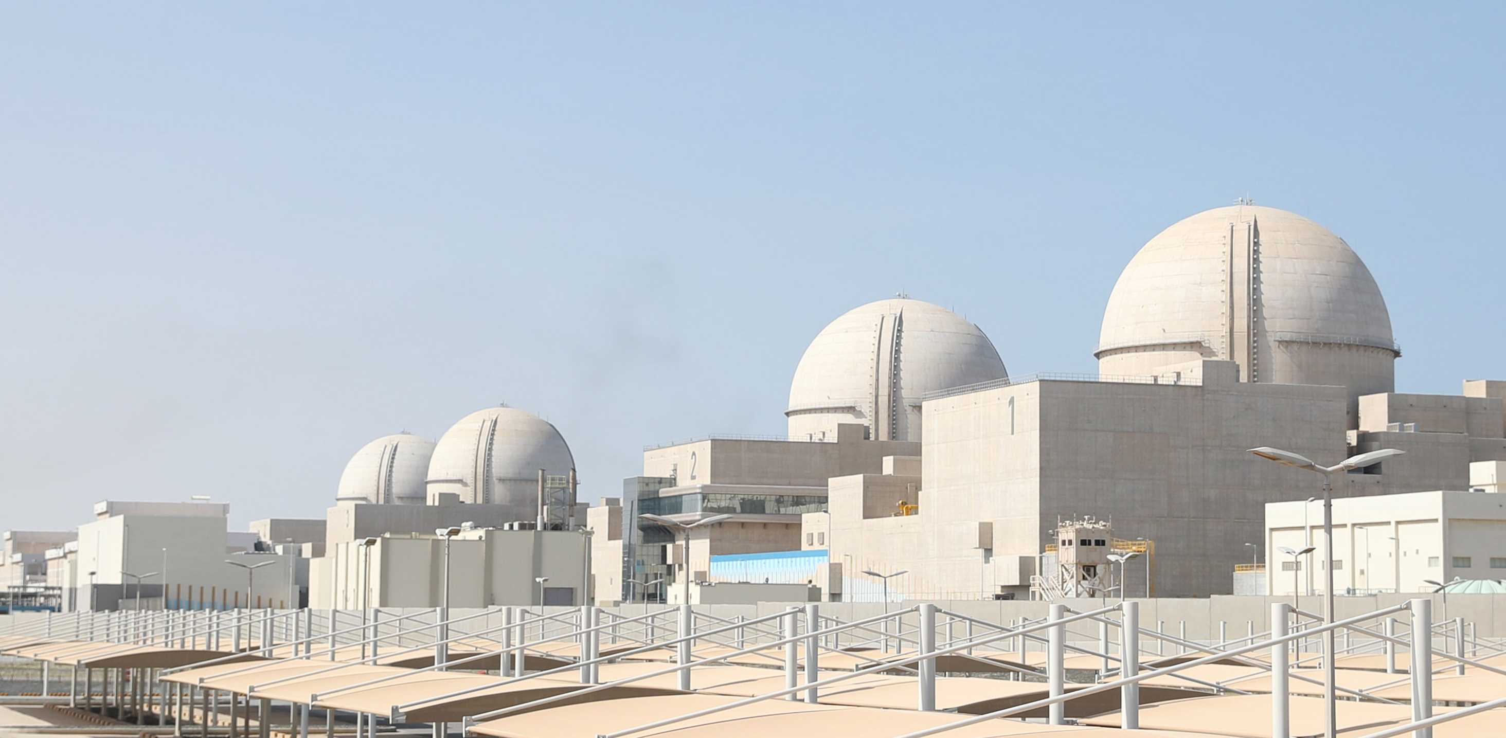 UAE 바라카 원자력 발전소 전경