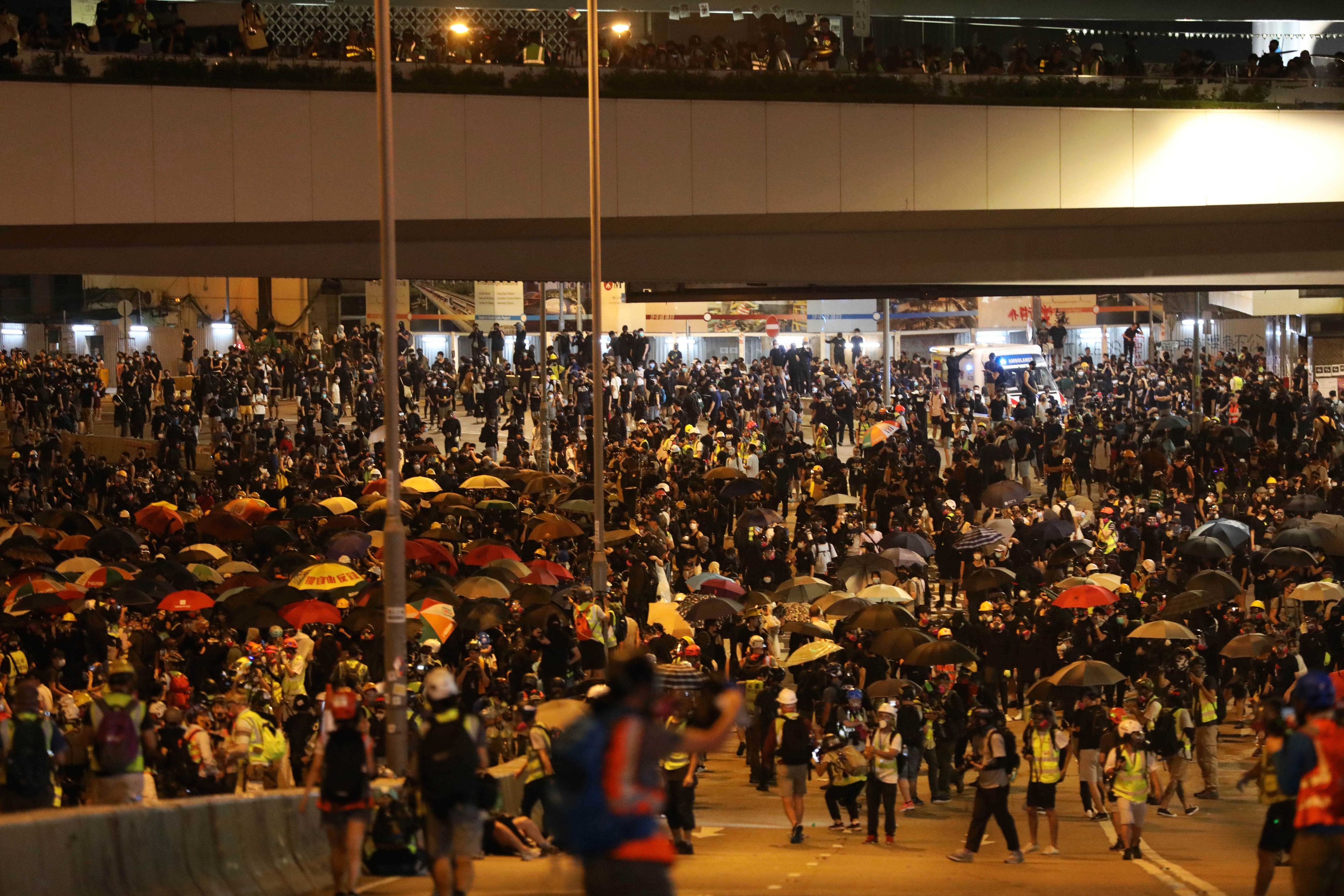 ‘우산 혁명’ 5주년인 2019년 9월 28일(현지시간) 홍콩 시민들이 홍콩 정부청사 인근 도로에서 행정장관 직선제 도입 등 민주화 확대를 요구하는 대규모 시위를 하고 있다. 2019.9.28 홍콩 홍윤기 기자