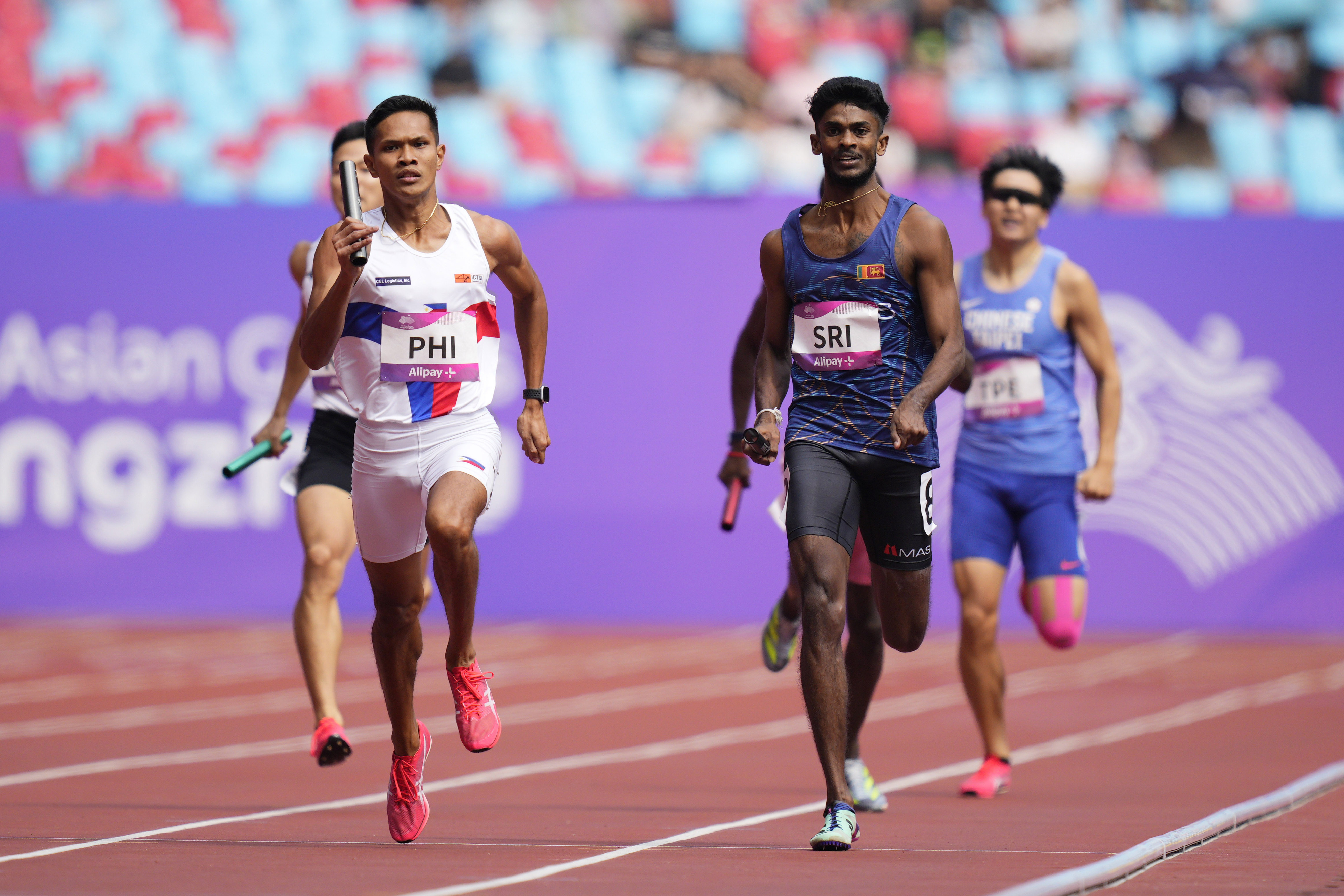 2022 항저우 아시안게임 남자 1600m 계주 경기 모습