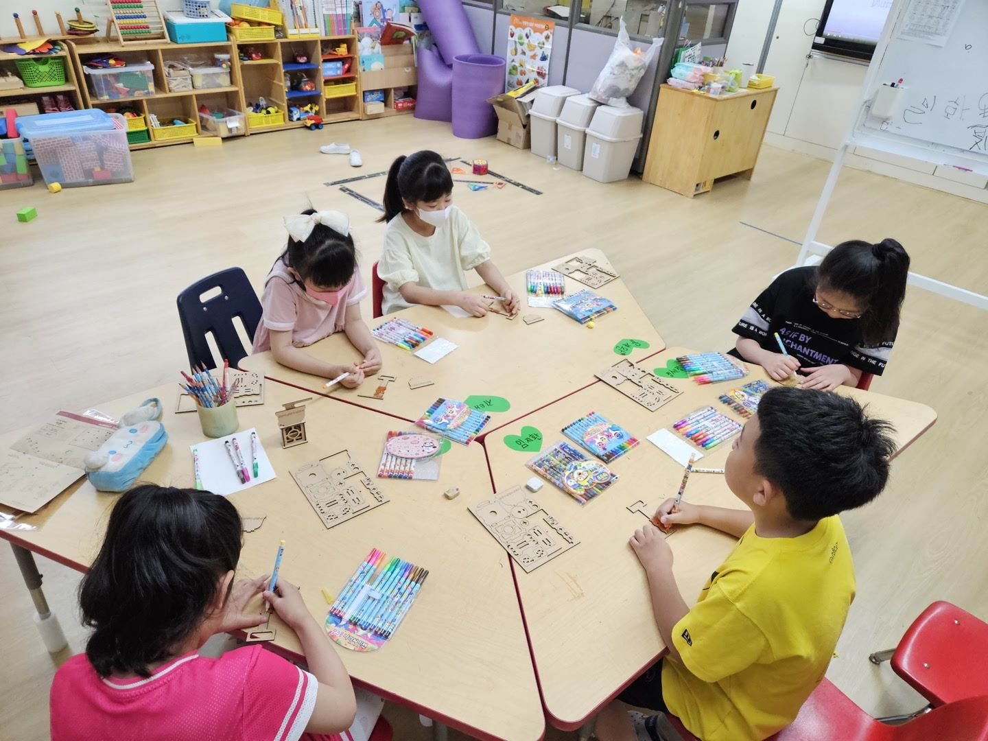 경기융합과학교육원이 특수교육 및 다문화 학생을 대상으로 한 ‘융합과학체험 프로그램’을 이번달까지 운영한다. 경기도교육청 제공