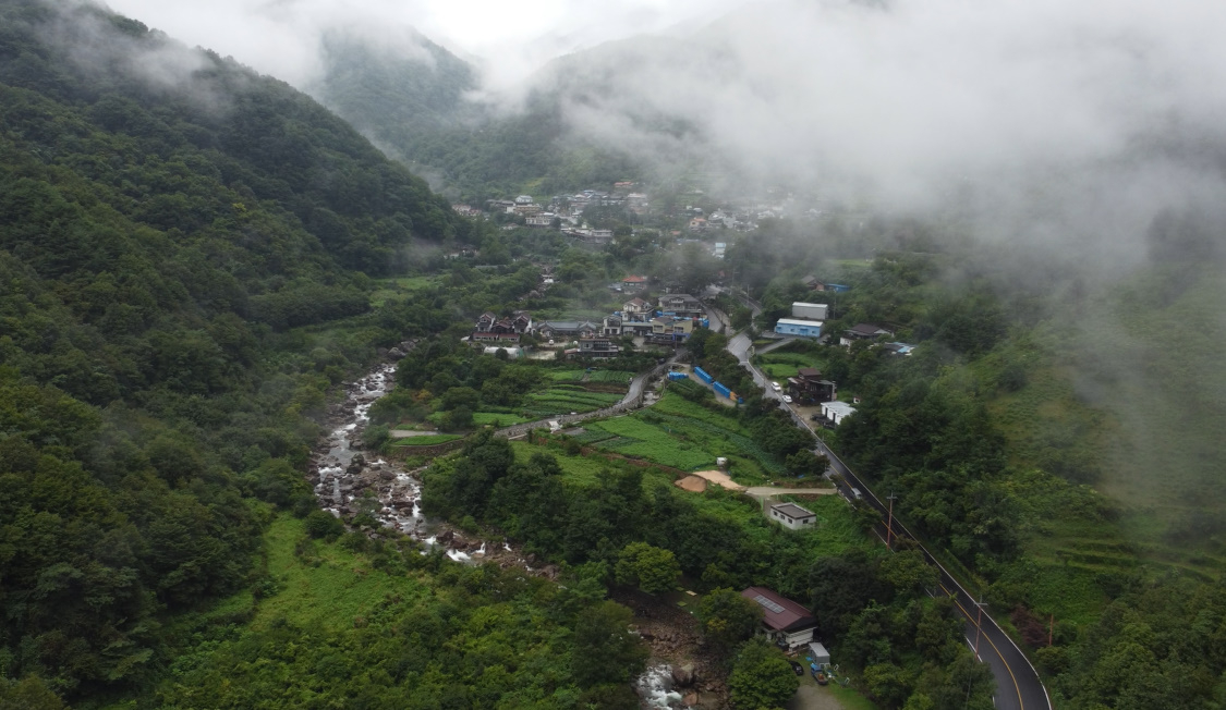 경남 하동 탄소없는 마을 중 하나인 의신베어빌리지가 환경부 생태관광지역으로 선정됐다. 2023.10.19. 경남도 제공