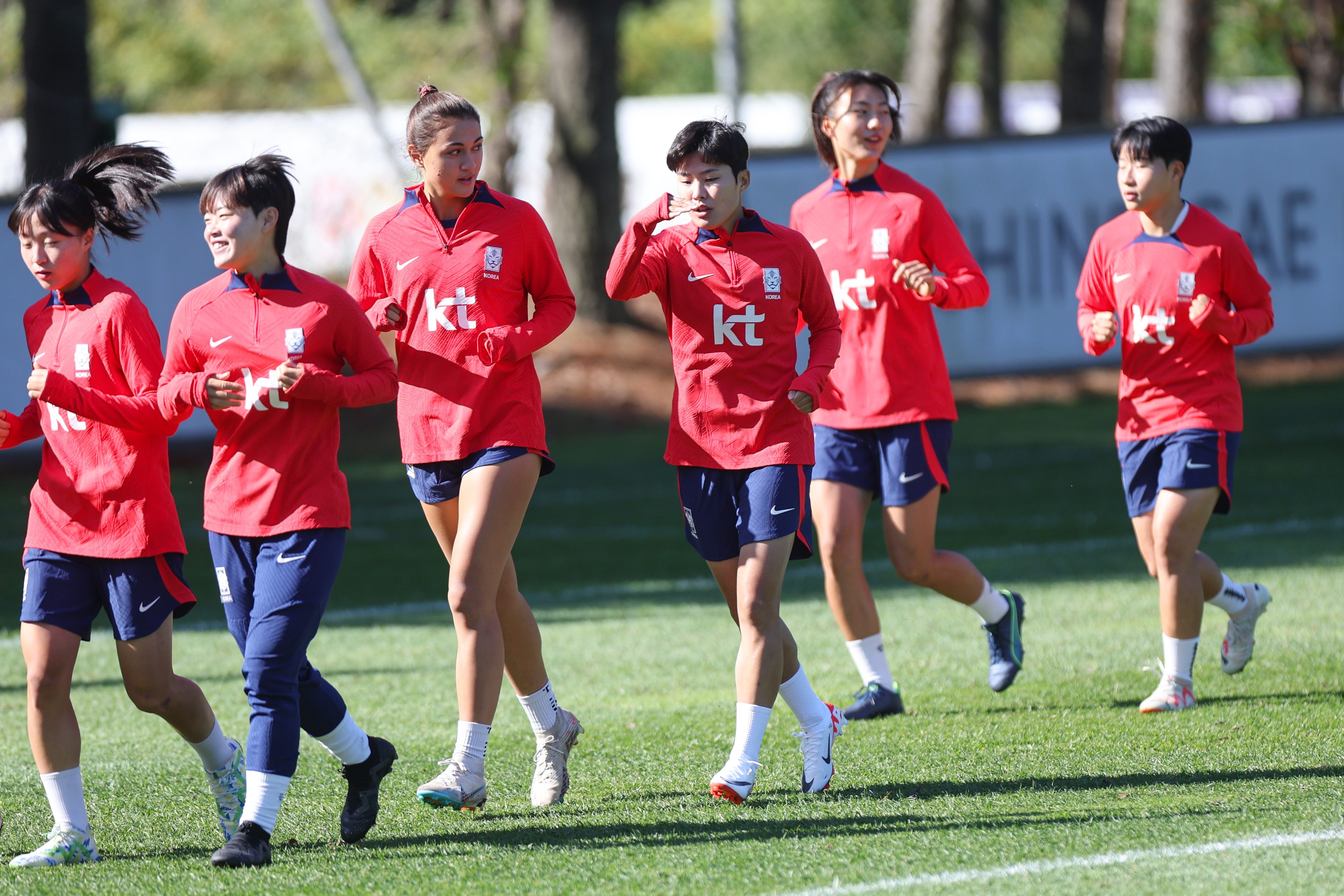 훈련하는 여자 축구대표팀