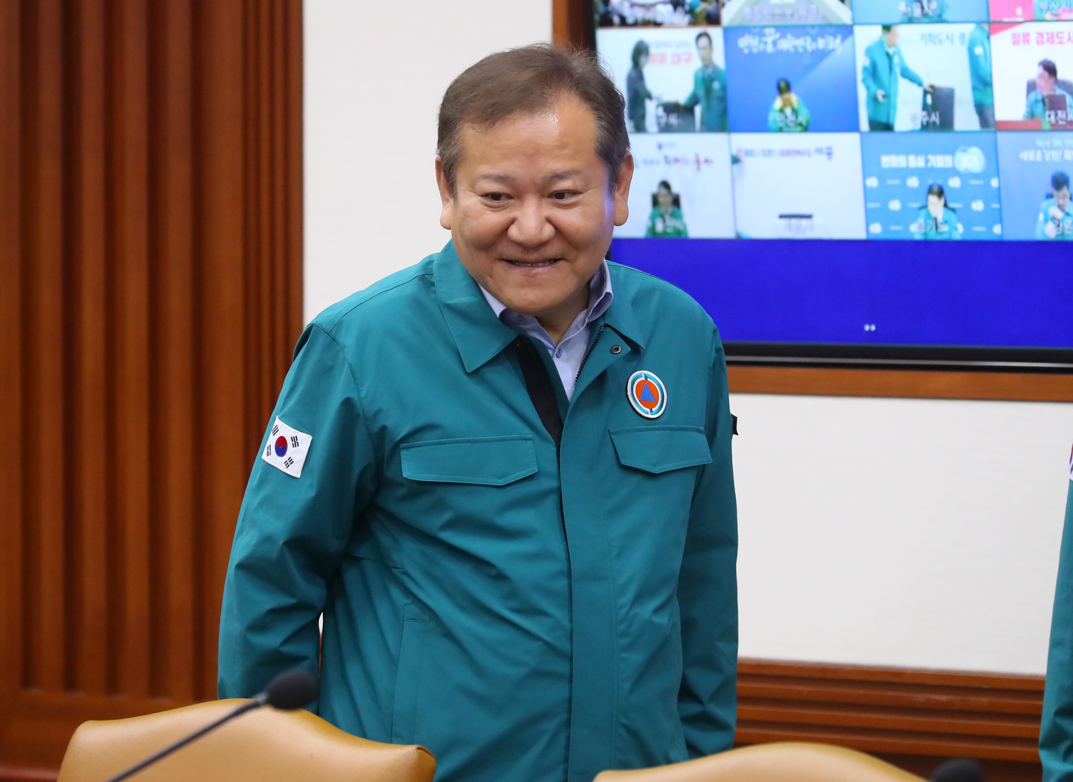 이상민 행안부 장관, 중앙안전관리위 참석