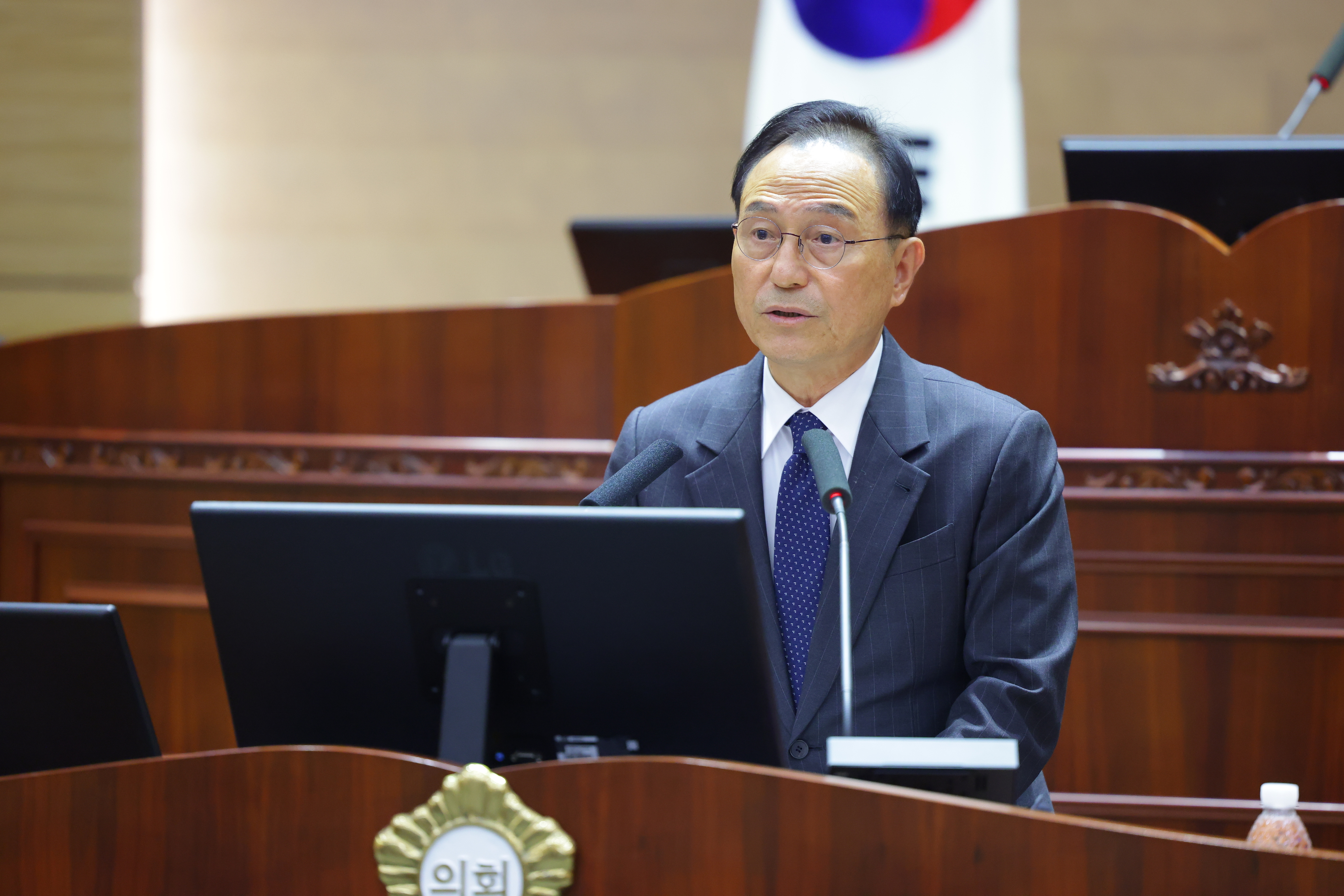 박상돈 천안시장이 2ㅔ263회 임시회 본회의에서 시정연설을 하고 있다. 시의회 제공