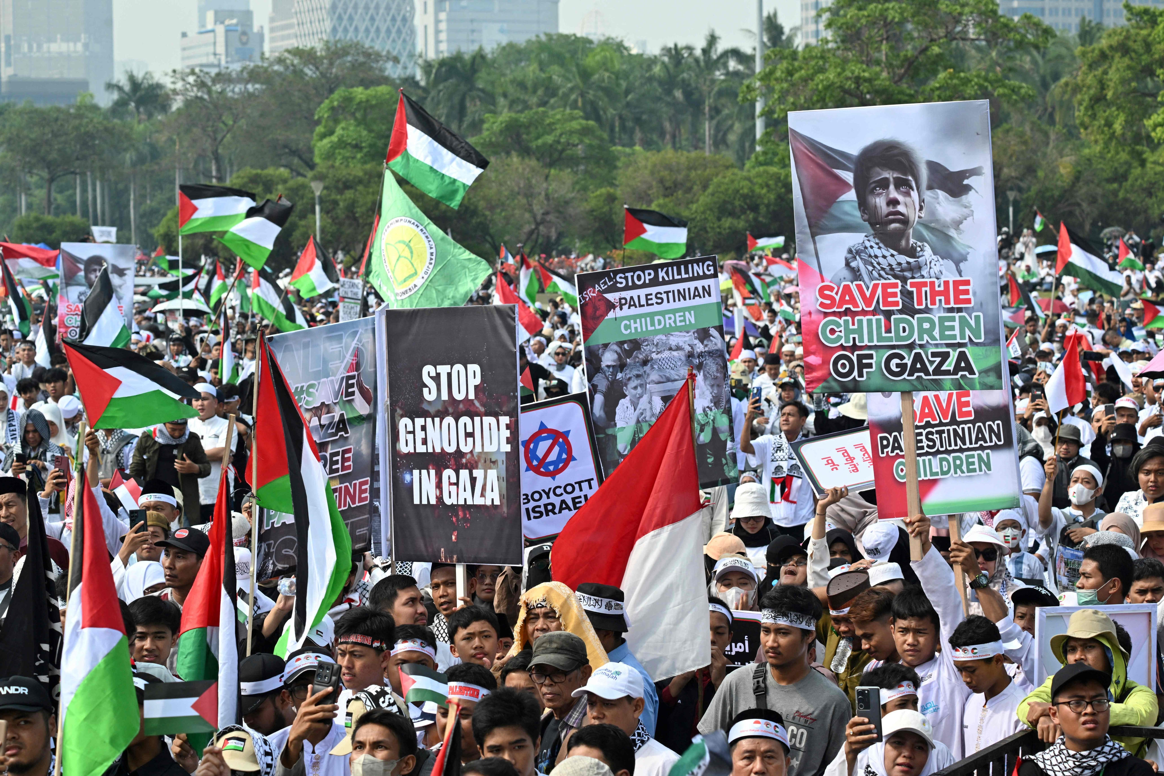 인도네시아 시민들, 이스라엘 규탄 대규모 시위