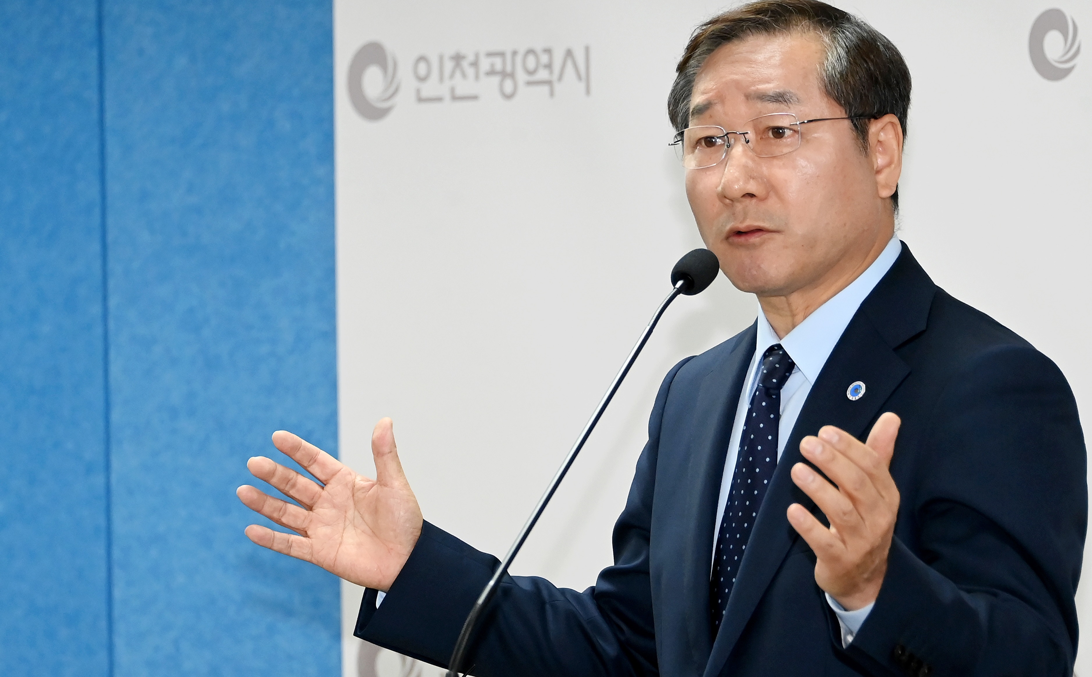 유정복 인천시장이 지난 6일 인천시청에서 기자회견을 갖고 ‘김포시 서울 편입’을 반대하고 있다.