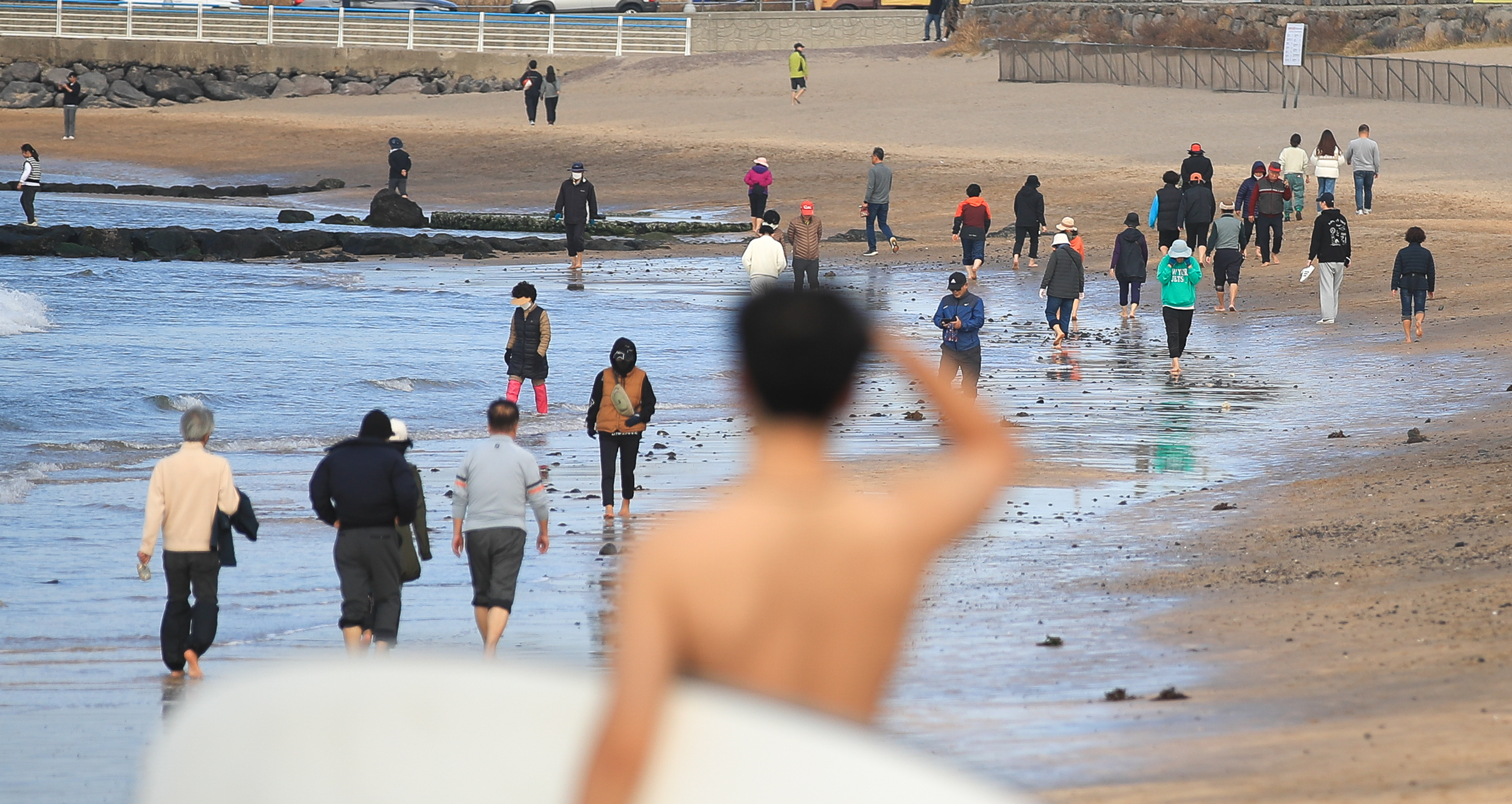 여름 같은 겨울 바다