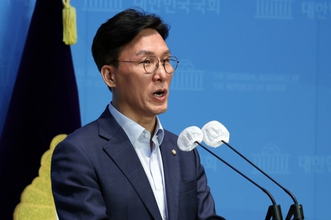 김민석 더불어민주당 의원. 뉴스1