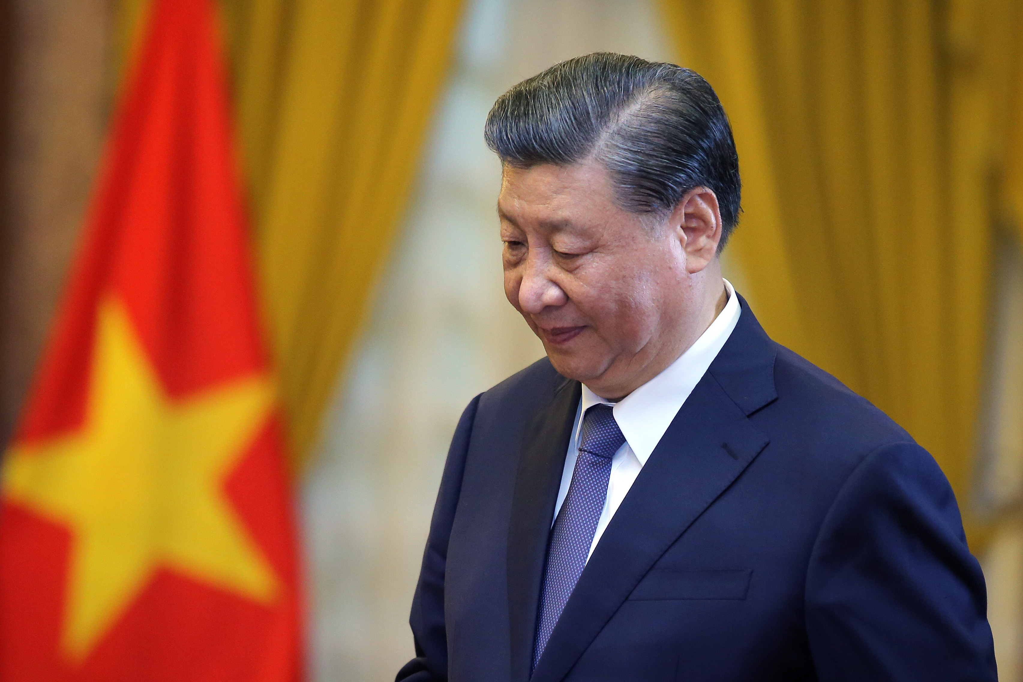 베트남을 방문한 시진핑 중국 국가주석이 13일 하노이에서 보 반 트엉 베트남 주석과 회담을 하고 있다. 하노이 epa 연합뉴스