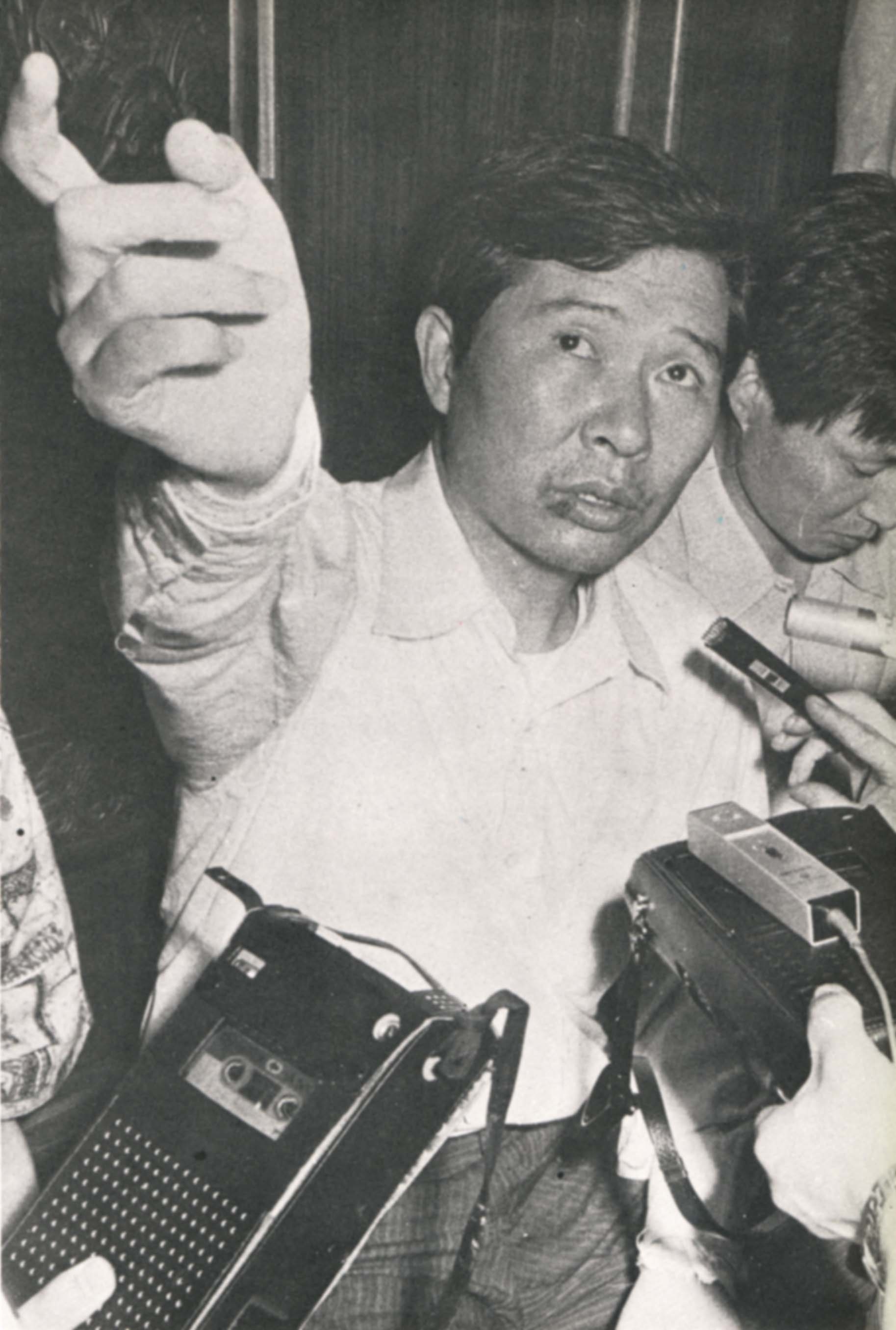 1973년 8월 8일 일본 도쿄에서 납치됐다가 풀려난 김대중 전 대통령이 같은 달 14일 서울 마포구 동교동 자택에서 기자회견을 하고 있다. 서울신문 DB