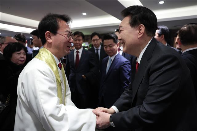 정동제일교회 찾은 윤석열 대통령