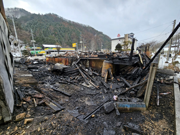 가스 폭발 사고로 초토화한 평창 장평
