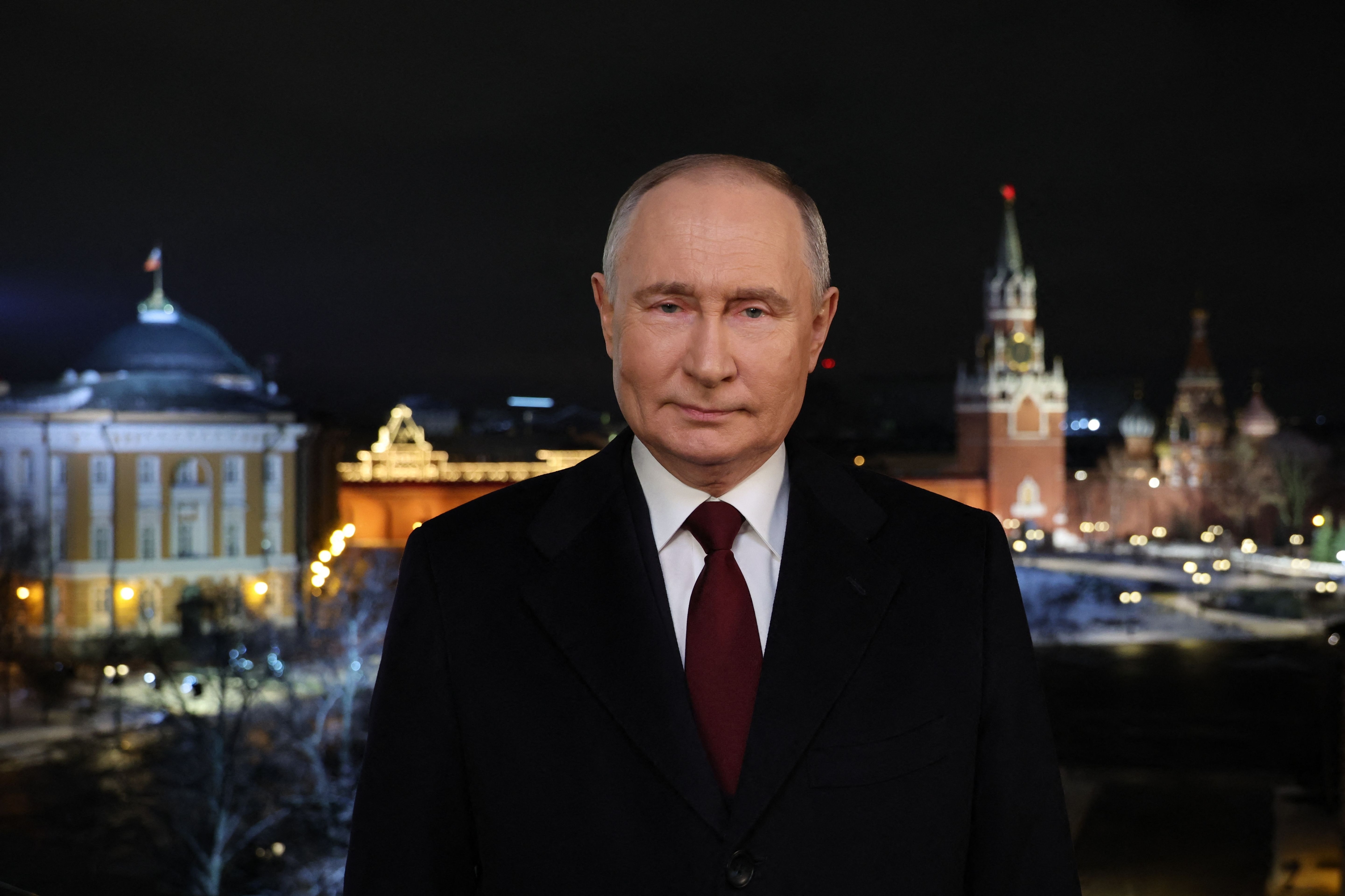 블라디미르 푸틴 러시아 대통령이 31일(현지시간) 모스크바에서 화상으로 신년사를 전하고 있다. 2023.12.31 러시아 국영 스푸트니크