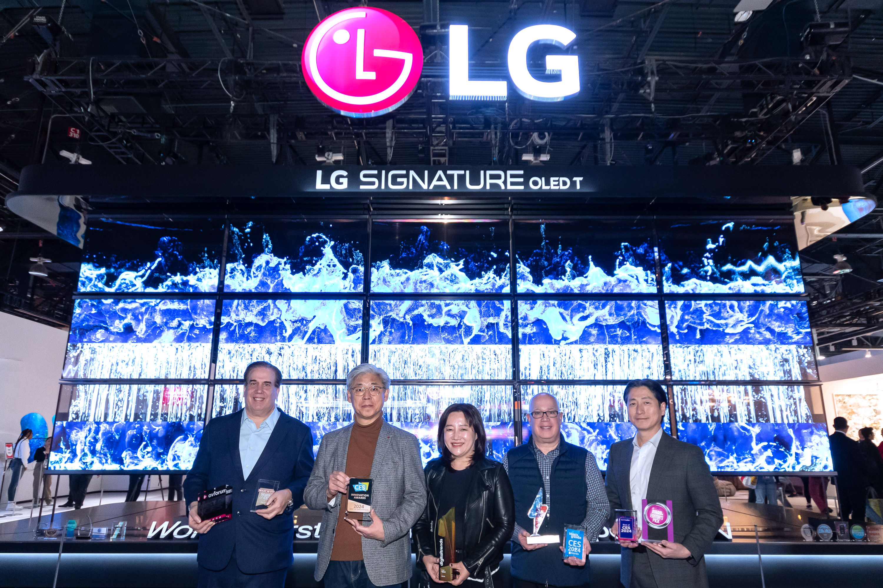 LG전자, 세계 최초 무선 투명 올레드 TV ‘LG 시그니처 올레드 TV’ CES 2024 최고제품 선정