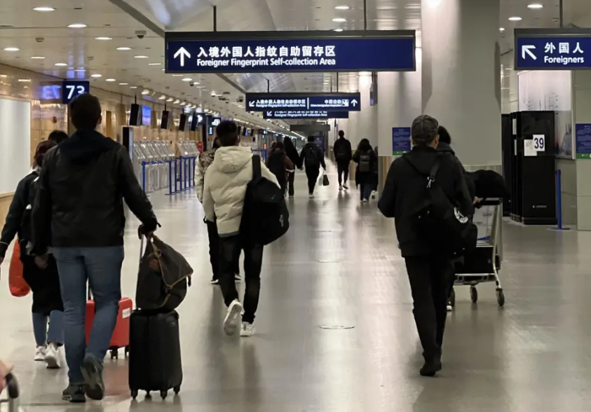 중국의 한 공항의 모습. 텅쉰망 캡처