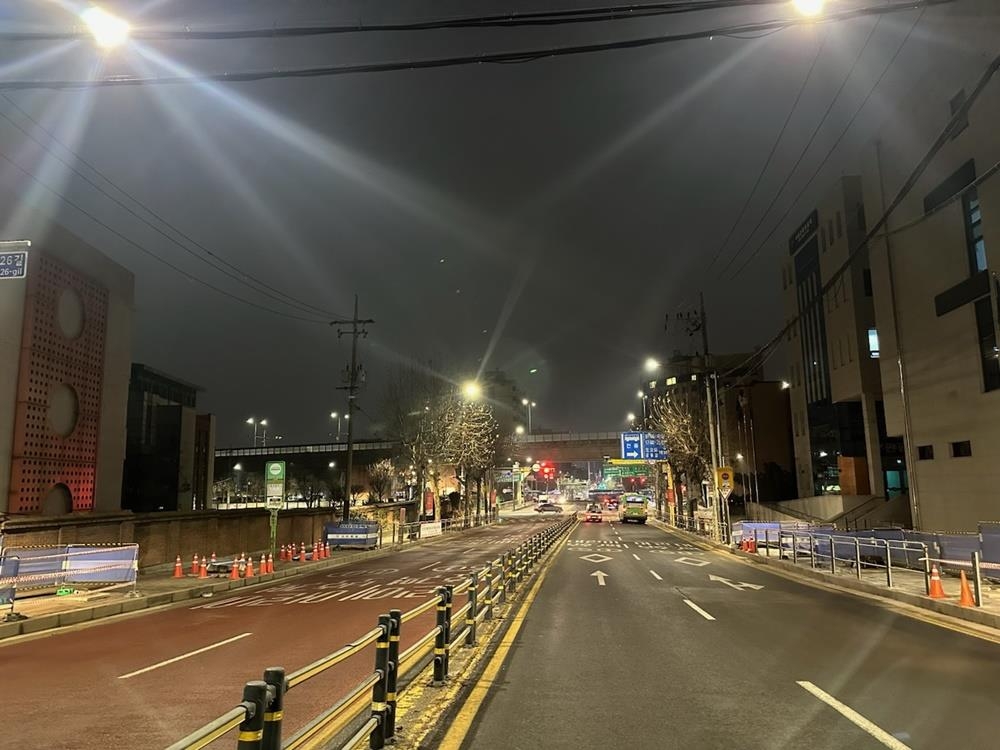 서울중동초교 앞 보도육교 철거가 완료된 모습. 마포구 제공