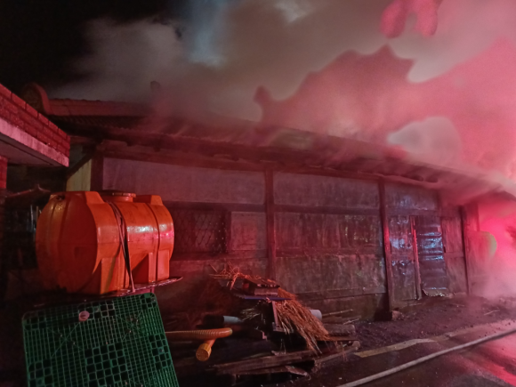 충남 서천의 한 가정집에서 발생한 화재 현장. 서천소방서 제공