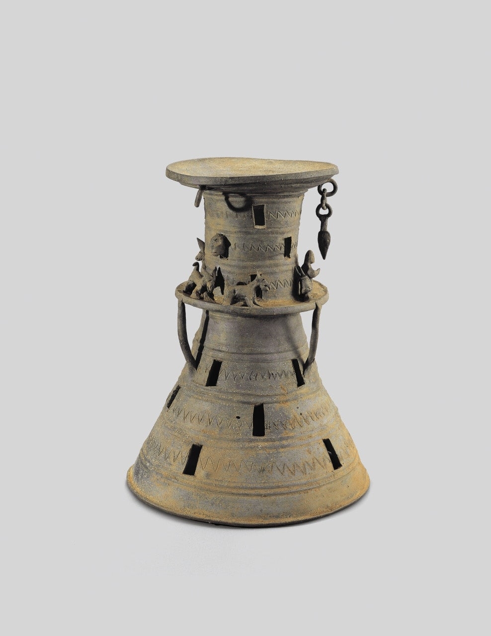5세기 원통 모양 그릇 받침. 호림박물관 제공