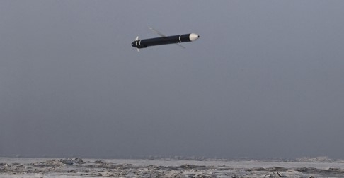 북한이 지난 30일 서해상에서 발사 훈련을 진행했다고 밝힌 전략순항미사일 ‘화살-2형’의 모습. 조선중앙통신 연합뉴스