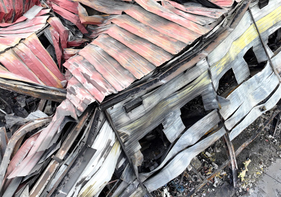 ‘동료 앗아간 화재 현장’