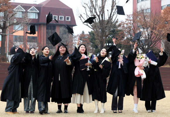 졸업을 축하하며