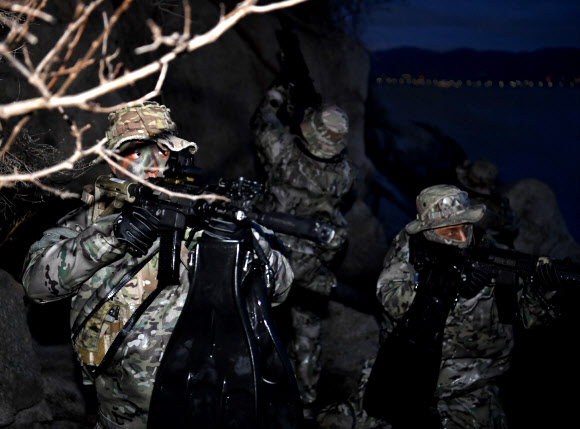 은밀하게 침투하라