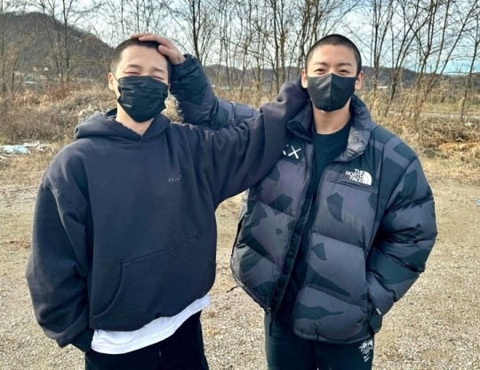 그룹 방탄소년단(BTS) 지민(왼쪽)과 정국. SNS 캡처