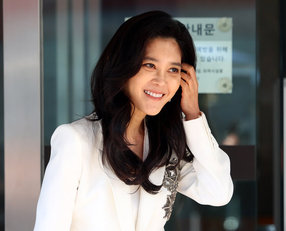 주주총회 참석하는 이부진 사장