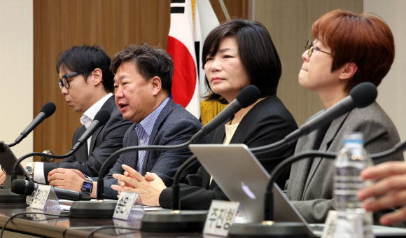 온라인 피싱범죄 해결 촉구하는 존리 전 메리츠자산운용 대표