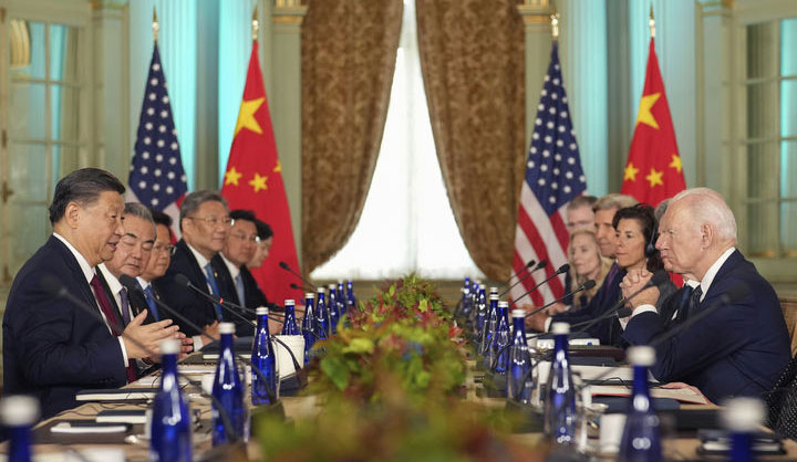 조 바이든 미국 대통령과 시진핑 중국 국가주석이 지난해 11월 15일 미 캘리포니아주 샌프란시스코 인근 우드사이드의 파이롤리 에스테이트에서 정상회담을 하고 있다. AP 뉴시스