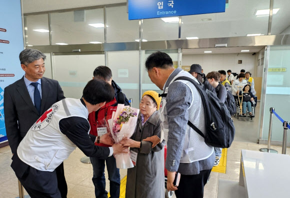 사할린 동포 영주귀국 환영행사