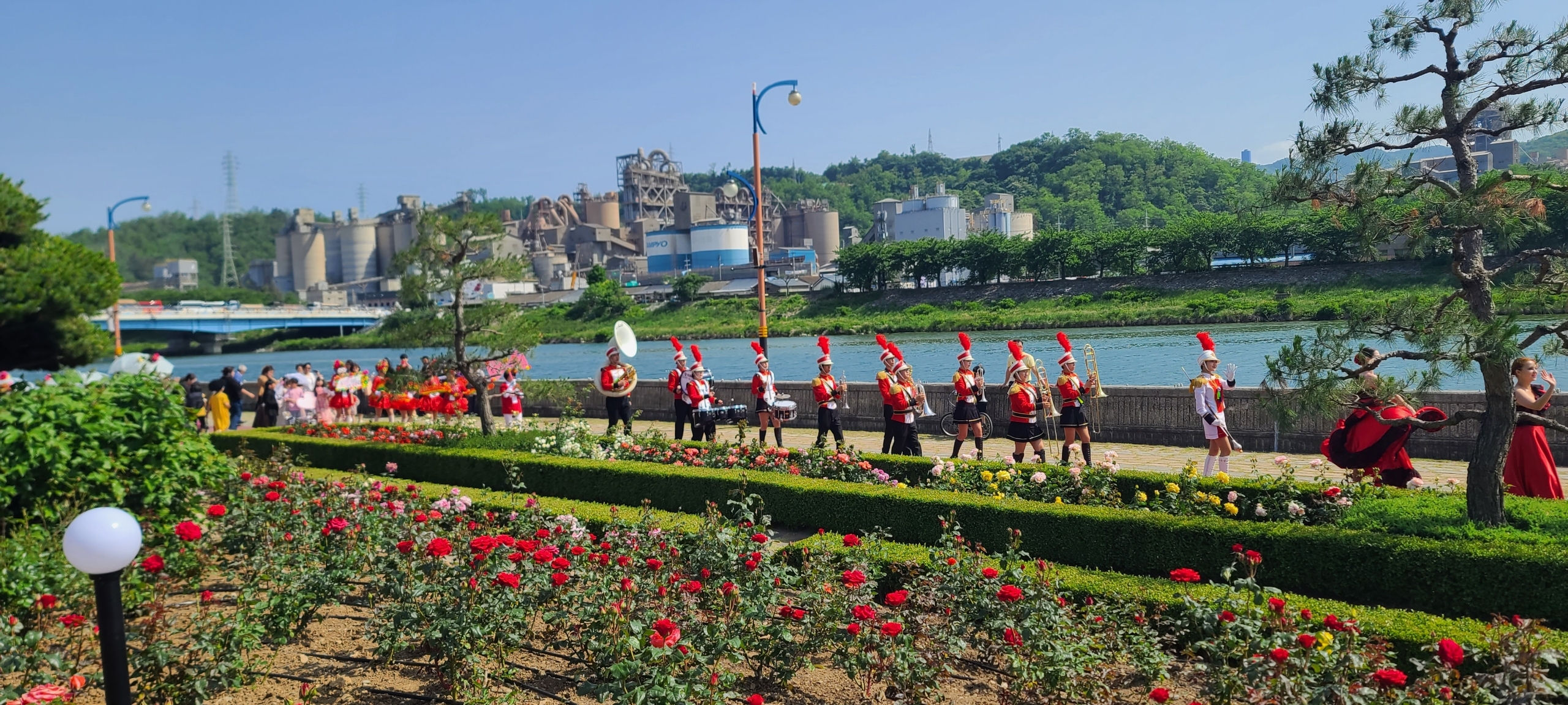 2023 삼척 장미축제에서 열린 꽃길런. 삼척시 제공