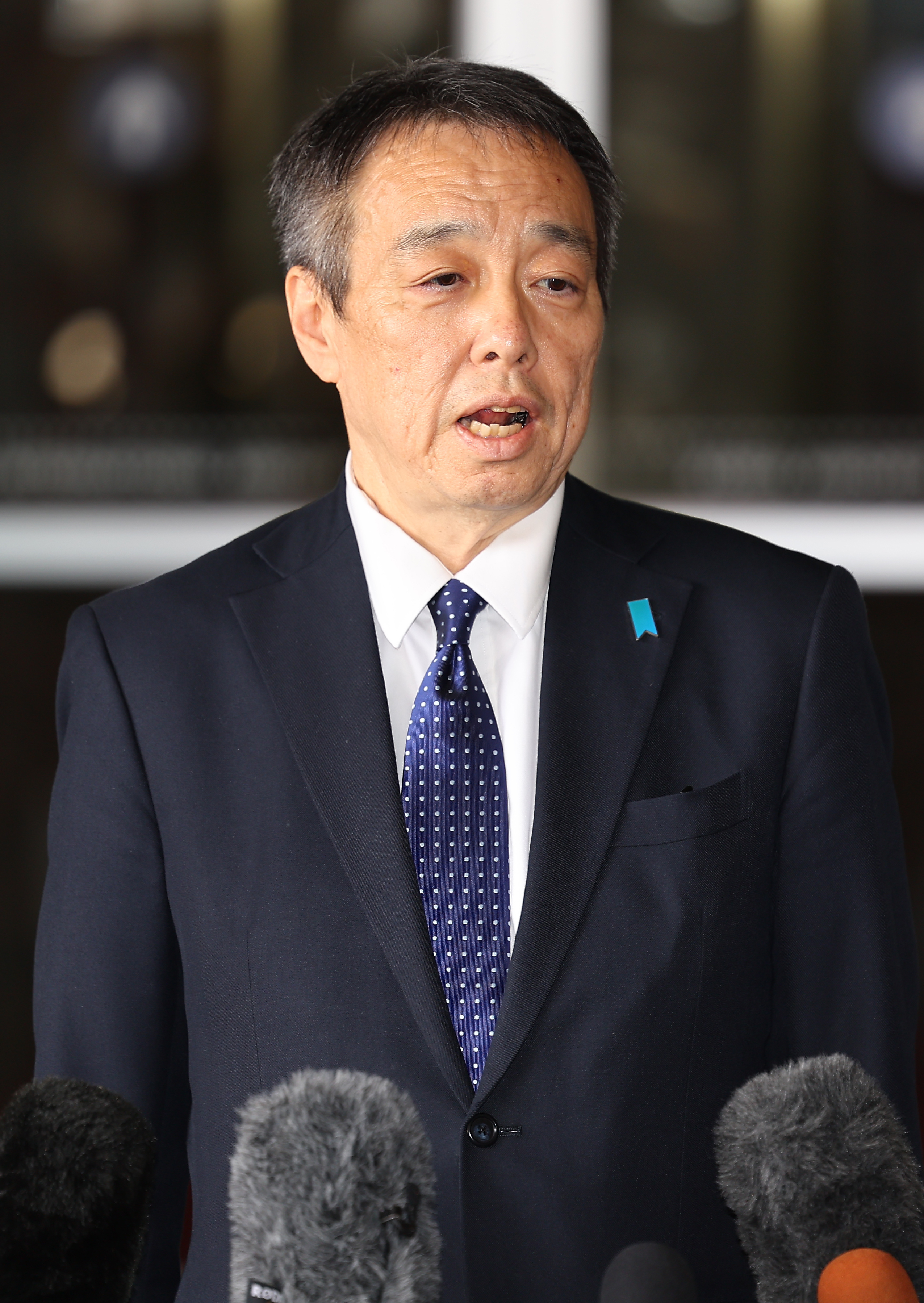 한국과 일본 취재진 앞에서 발언하는 신임 주한 일본대사