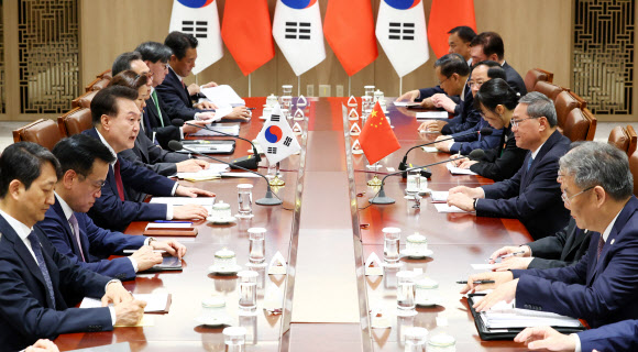 윤석열 대통령이 26일 서울 용산 대통령실에서 열린 리창 중국 국무원 총리와 회담에서 발언하고 있다. 2024.5.26  대통령실통신사진기자단