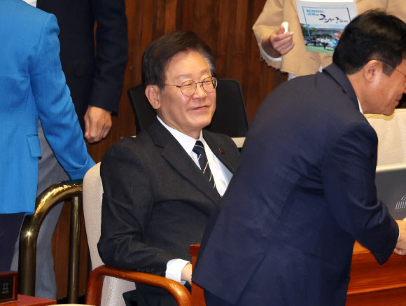 더불어민주당 이재명 대표가 28일 오후 국회에서 열린 21대 국회 마지막 본회의에 참석해 자리하고 있다. 2024.5.28  연합뉴스