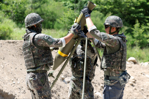 “콘크리트 어디까지 뚫리나” 실물 폭파 시범