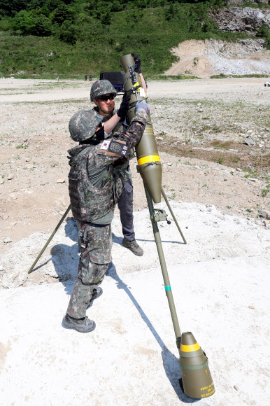 “콘크리트 어디까지 뚫리나” 실물 폭파 시범