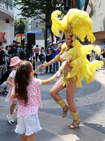 ‘함께 삼바를’