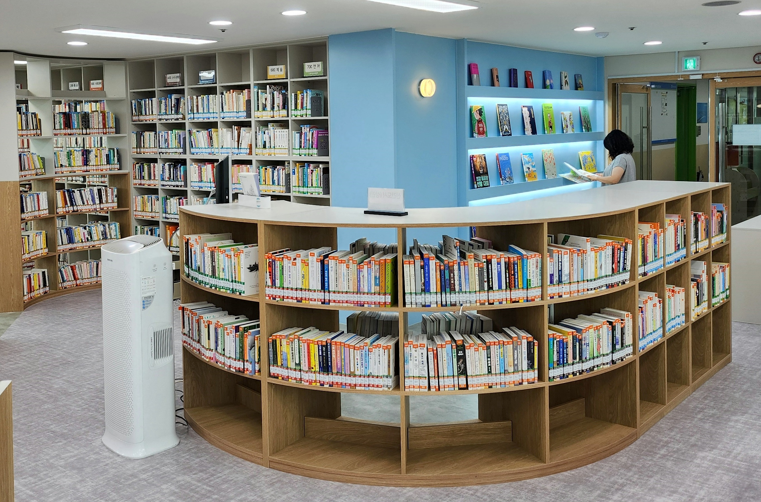 새롭게 단장하고 문을 연 서울 서대문구 문화촌작은도서관 모습.
서대문구 제공