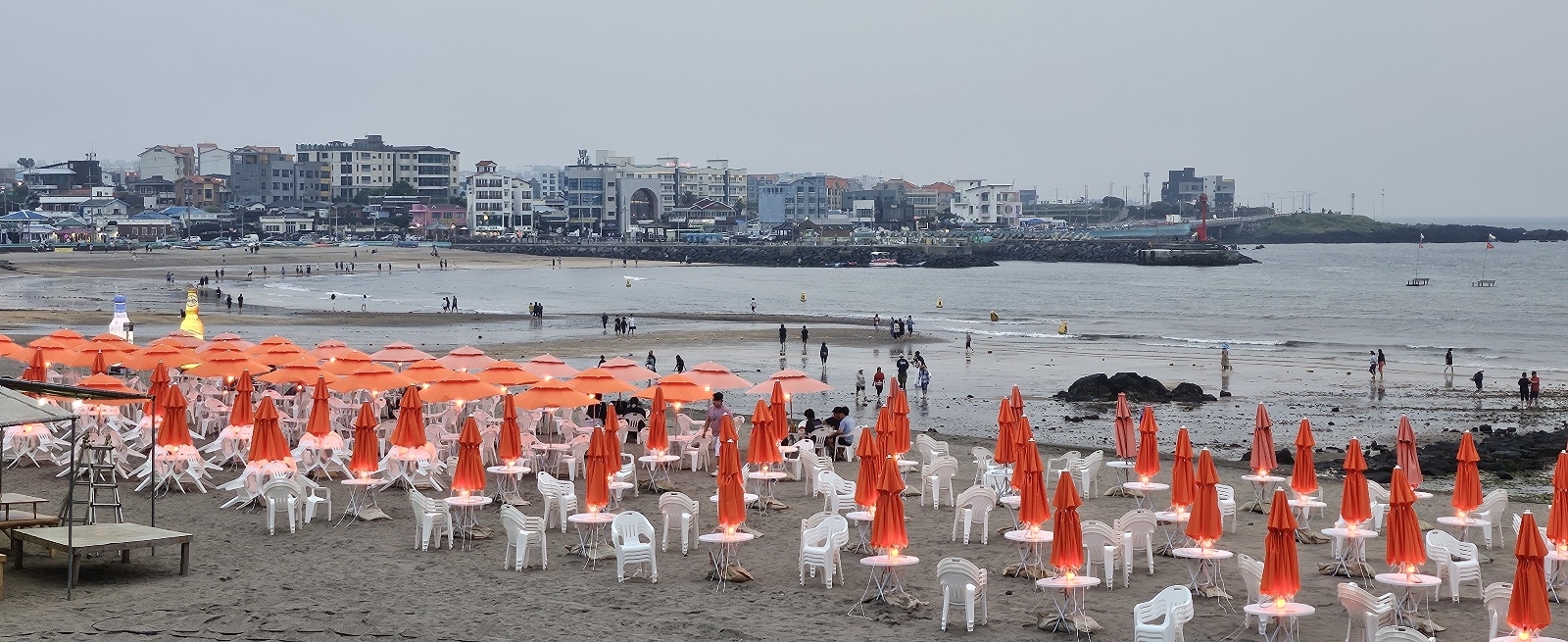 제주도 이호테우해수욕장의 모습(사진은 사건과 무관). 제주 강동삼 기자