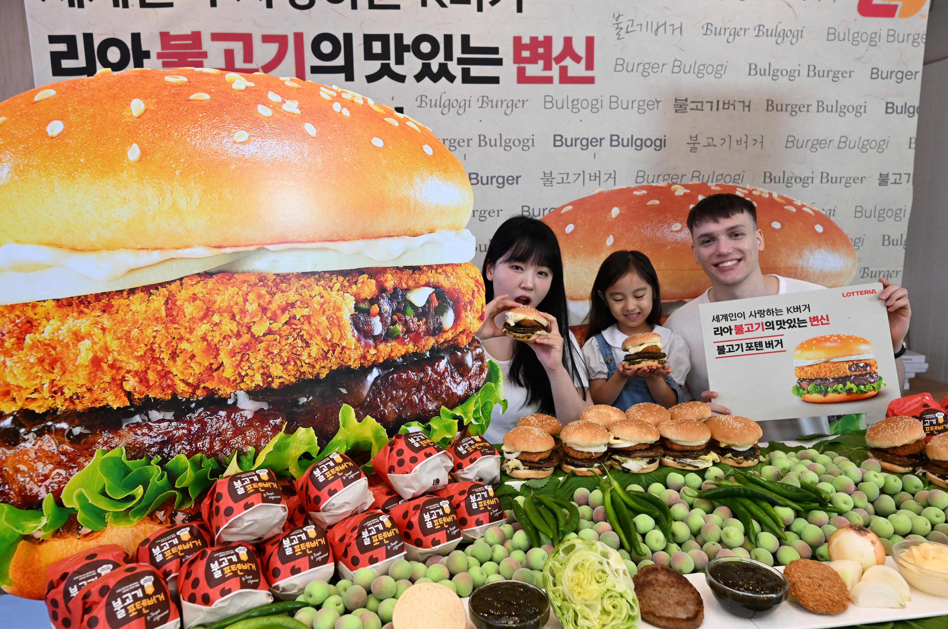 청양고추·깻잎 매실청 소스… 한국적인 ‘불고기포텐버거’