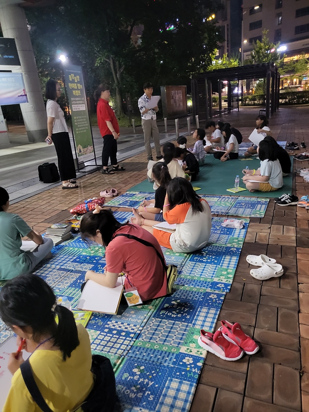 ‘별도나도 똘망똘망 한여름 밤의 북캠프’ 모습. 노작홍사용문학관 제공