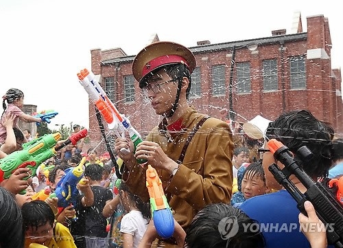 2014년에 진행된 ‘대문 독립민주축제’. 연합뉴스