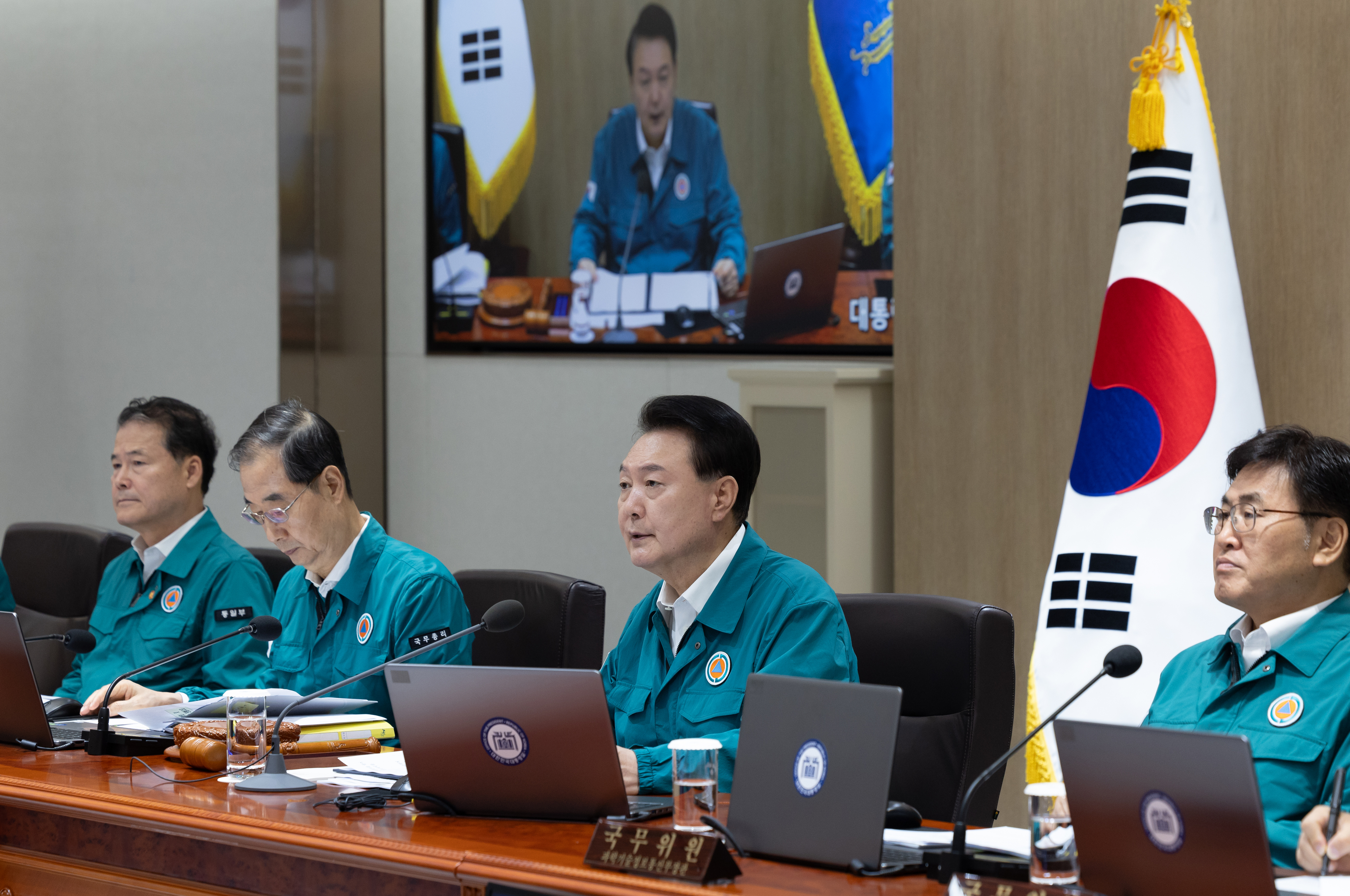 “무모한 北 도발 맞서 총력 태세 필요”