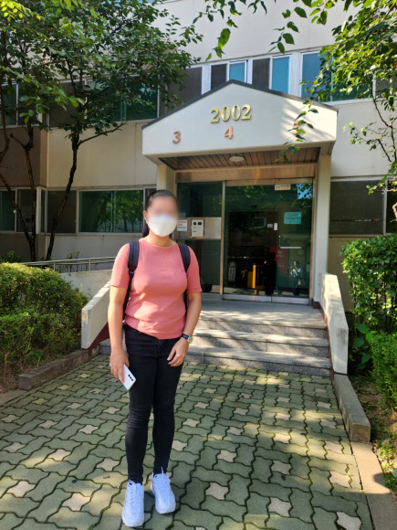 3일 서울의 한 아파트에서 필리핀 가사관리사가 첫 출근을 하고 있다. 2024.9.3  서울시 제공